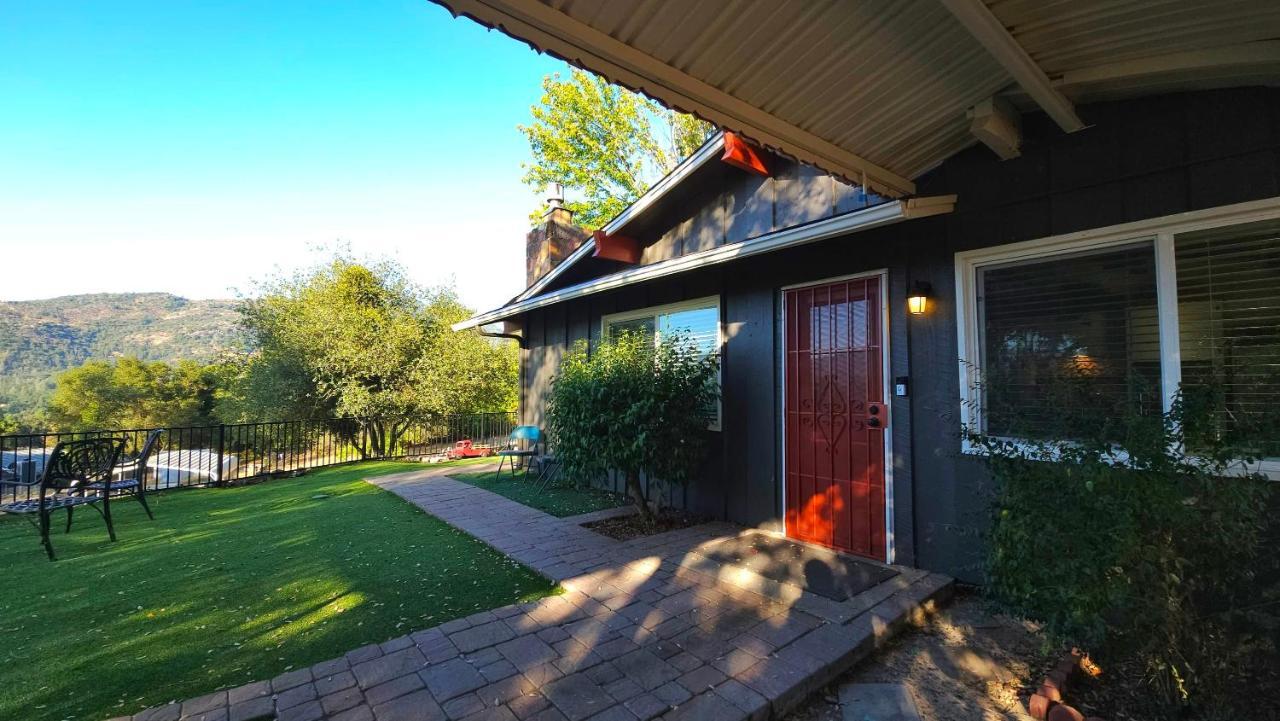 Rustic Yosemite Cottage-king Suite-mountain Views Hébergement de vacances